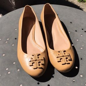 Nude Tory Burch Flats